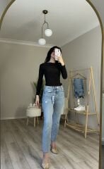 BOYFİT JEAN KESİK PAÇA