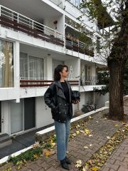 OVERSİZE KESİM BELİ LASTİKLİ DERİ CEKET